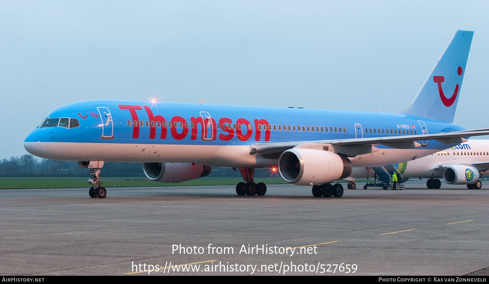 Aircraft Photo of G-CPEU | Boeing 757-236 | Thomson Airways | AirHistory.net #527659