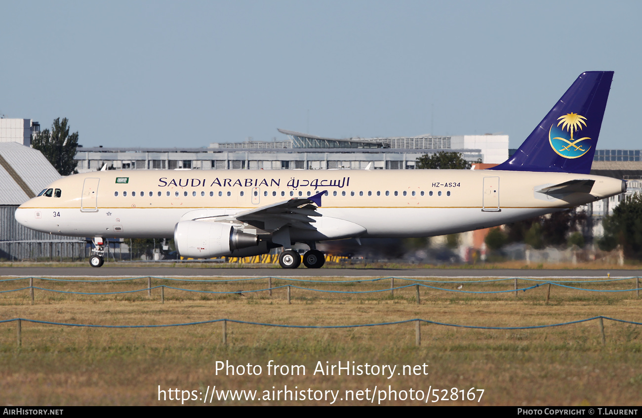 Aircraft Photo of HZ-AS34 | Airbus A320-214 | Saudi Arabian Airlines | AirHistory.net #528167