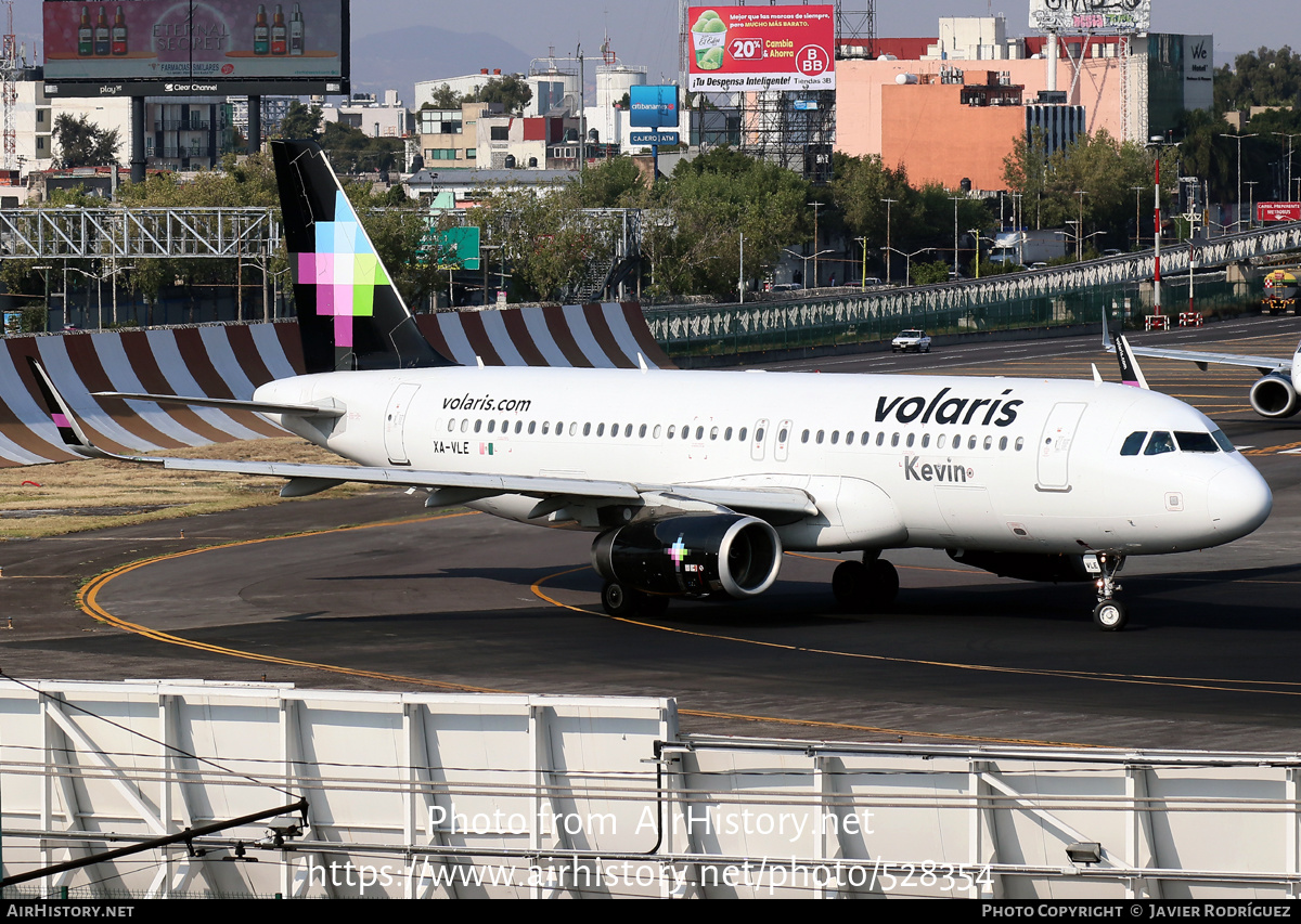 Aircraft Photo of XA-VLE | Airbus A320-233 | Volaris | AirHistory.net #528354