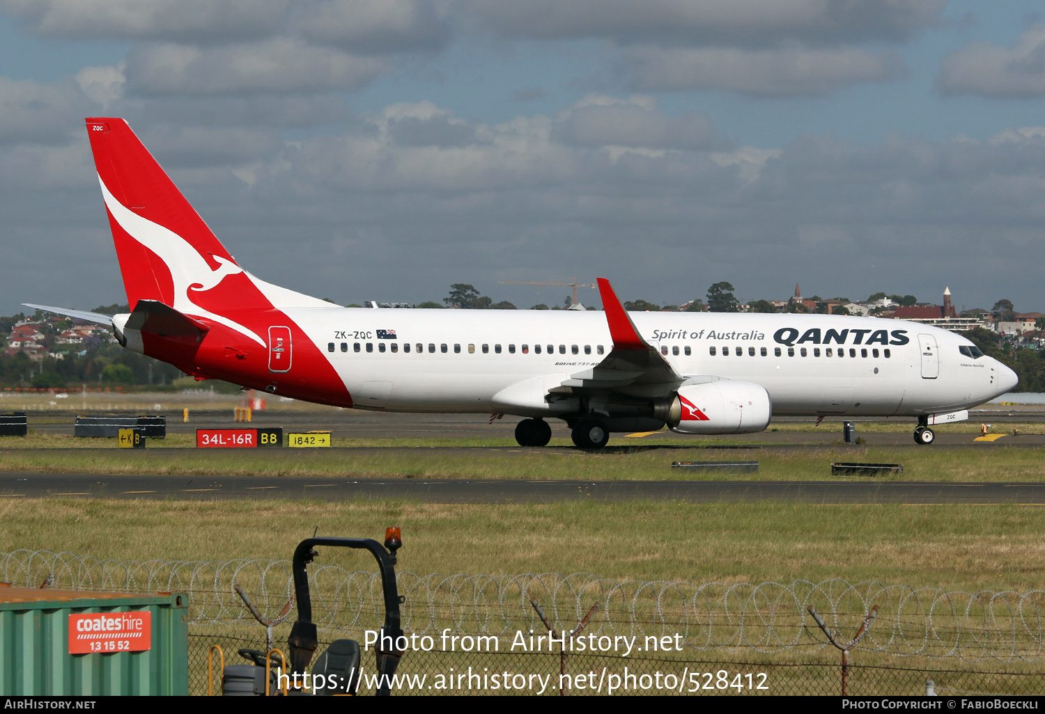 Aircraft Photo of ZK-ZQC | Boeing 737-838 | Qantas | AirHistory.net #528412