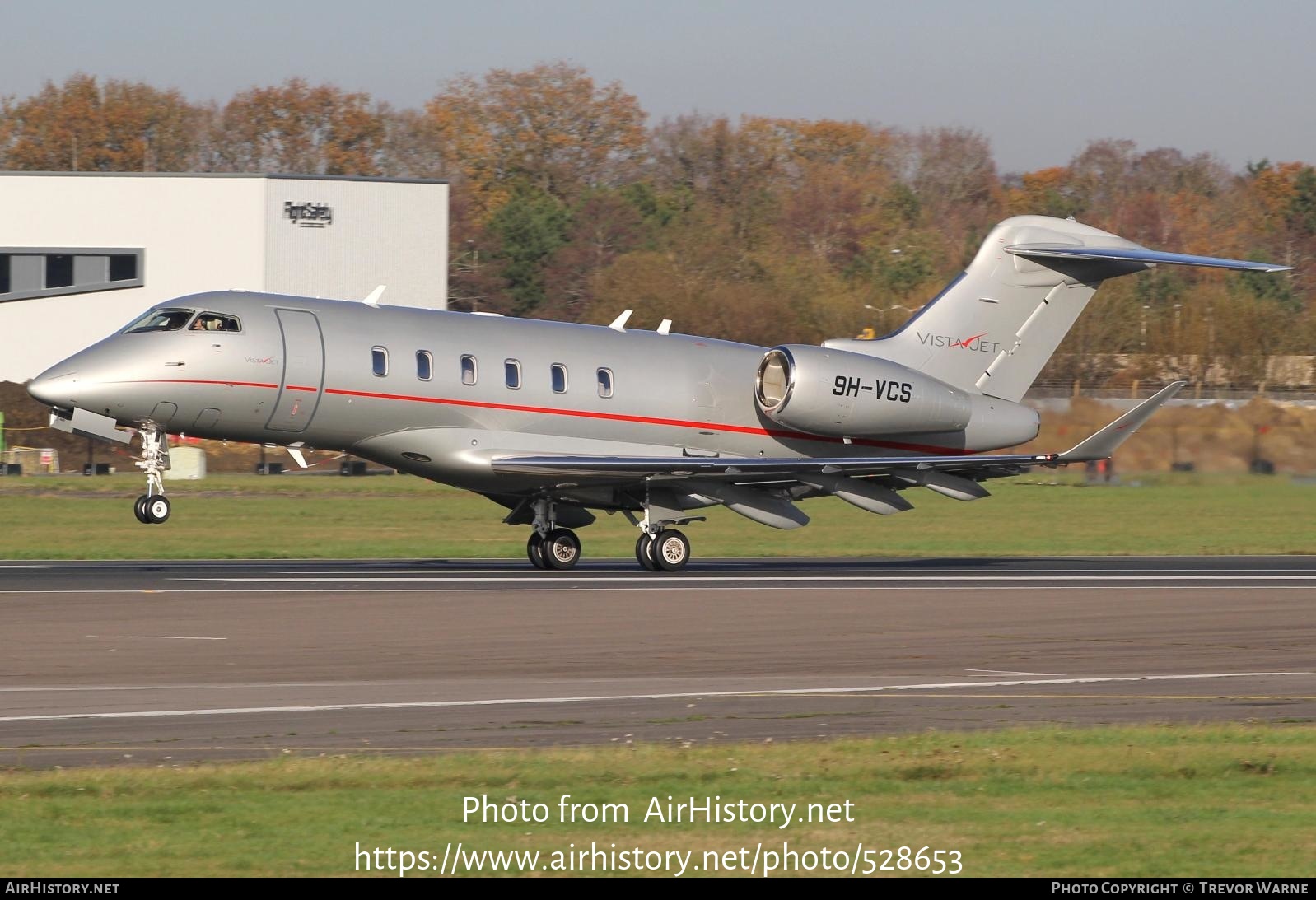 Aircraft Photo of 9H-VCS | Bombardier Challenger 350 (BD-100-1A10) | AirHistory.net #528653