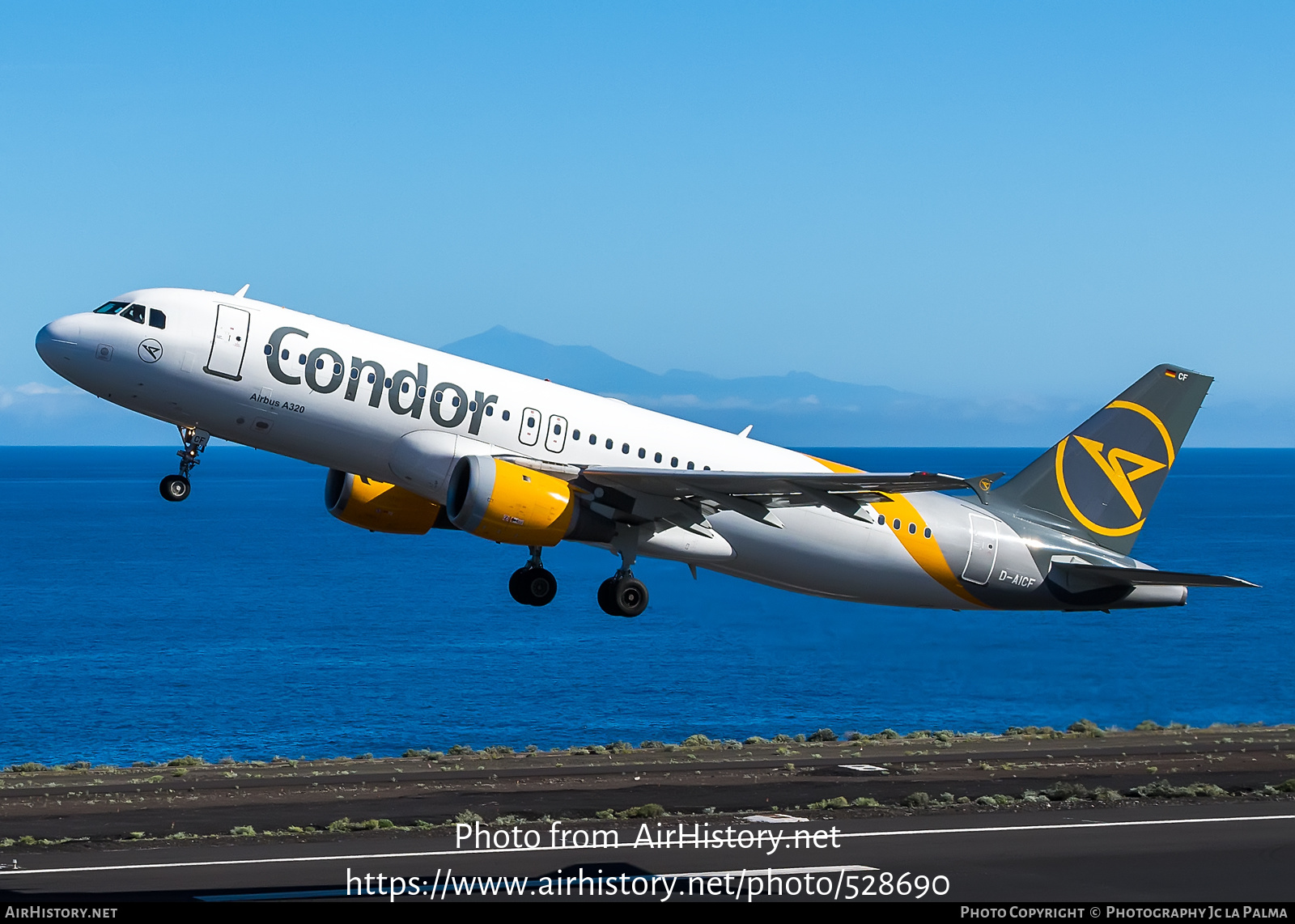 Aircraft Photo of D-AICF | Airbus A320-212 | Condor Flugdienst | AirHistory.net #528690