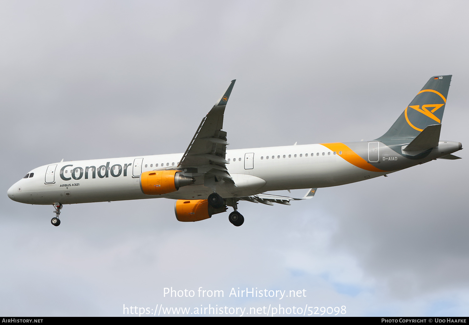 Aircraft Photo of D-AIAD | Airbus A321-211 | Condor Flugdienst | AirHistory.net #529098