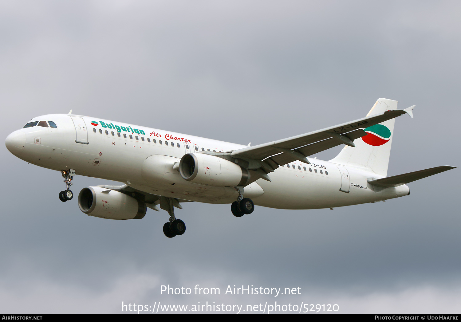 Aircraft Photo of LZ-LAB | Airbus A320-231 | Bulgarian Air Charter | AirHistory.net #529120