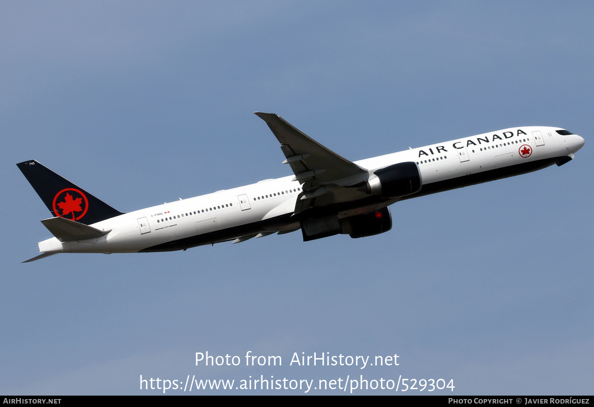 Aircraft Photo of C-FNNQ | Boeing 777-333/ER | Air Canada | AirHistory.net #529304