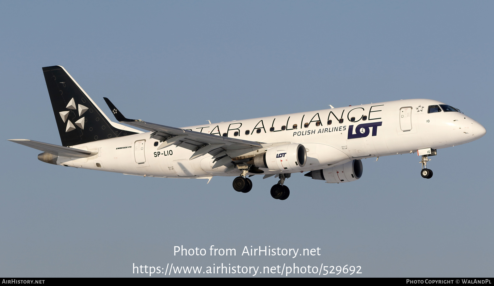 Aircraft Photo of SP-LIO | Embraer 175LR (ERJ-170-200LR) | LOT Polish Airlines - Polskie Linie Lotnicze | AirHistory.net #529692