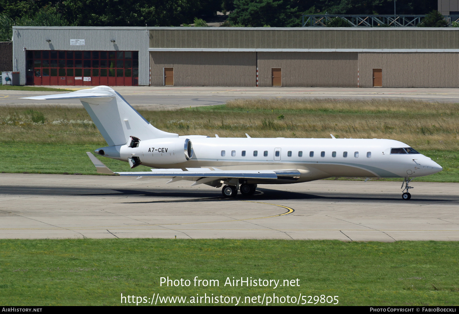 Aircraft Photo of A7-CEV | Bombardier Global 5000 (BD-700-1A11) | AirHistory.net #529805