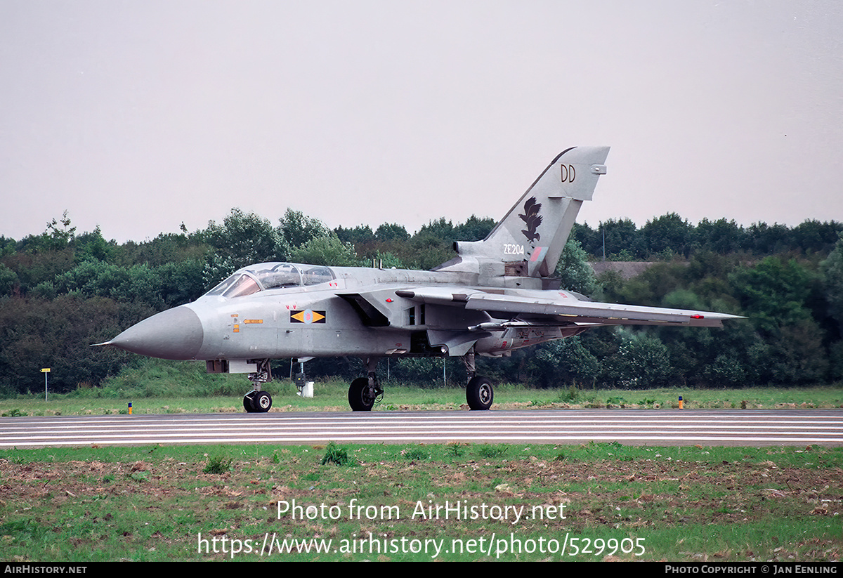 Aircraft Photo of ZE204 | Panavia Tornado F3 | UK - Air Force | AirHistory.net #529905