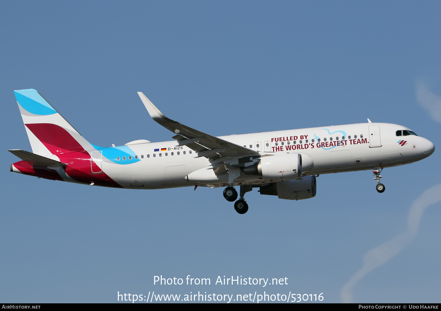 Aircraft Photo of D-AIZS | Airbus A320-214 | Eurowings | AirHistory.net #530116