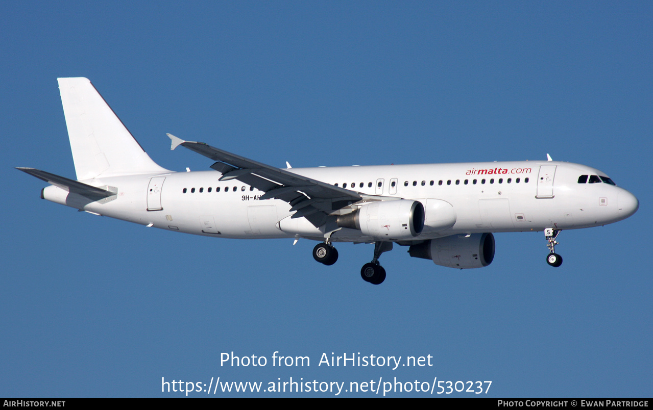 Aircraft Photo of 9H-AHS | Airbus A320-214 | Air Malta | AirHistory.net #530237