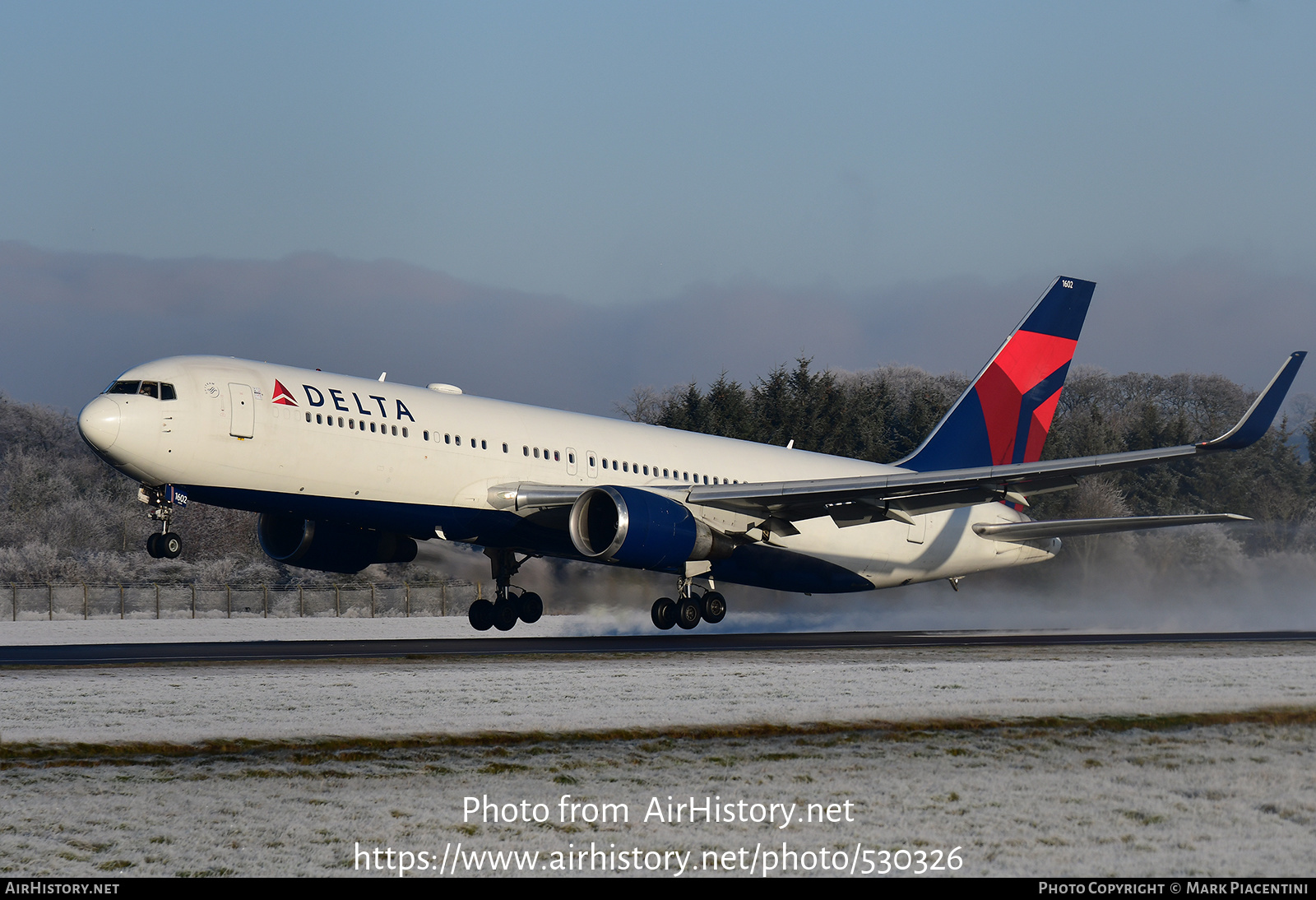 Aircraft Photo of N1602 | Boeing 767-332/ER | Delta Air Lines | AirHistory.net #530326