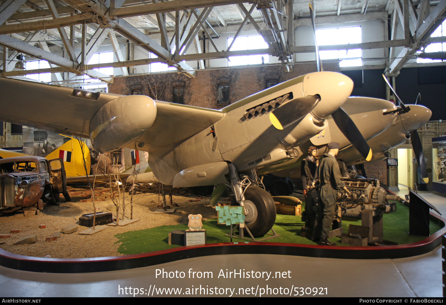 Aircraft Photo of HR147 | De Havilland D.H. 98 Mosquito B35 | Canada - Air Force | AirHistory.net #530921