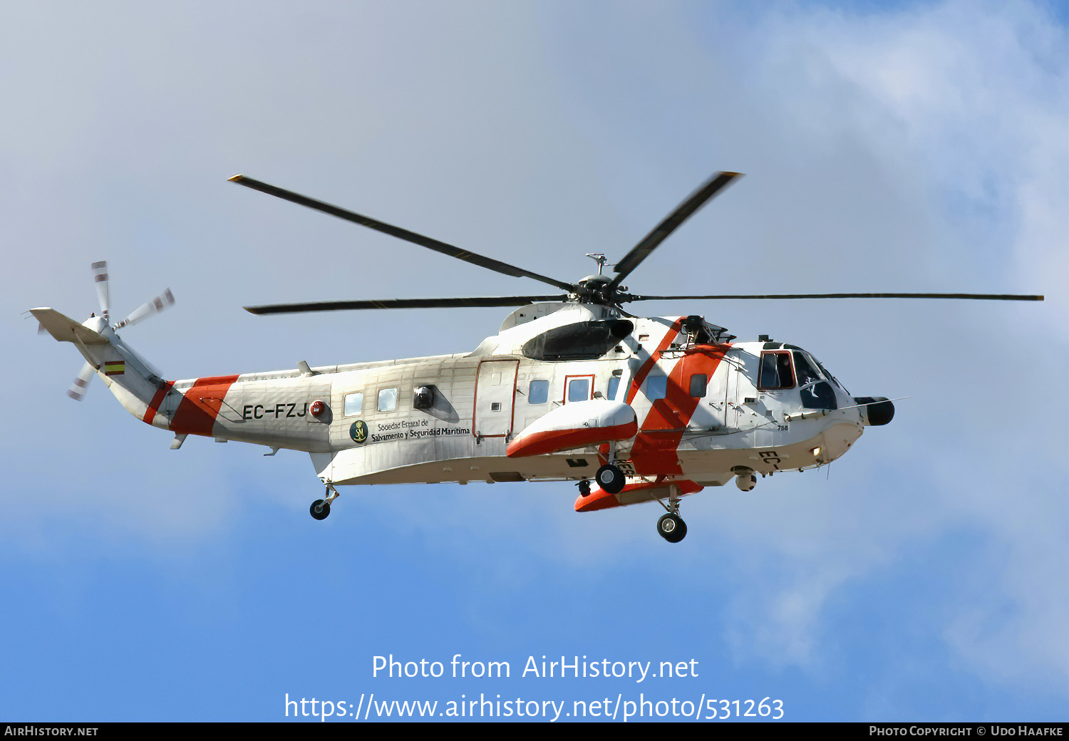 Aircraft Photo of EC-FZJ | Sikorsky S-61N MkII | Sociedad de Salvamento y Seguridad Marítima | AirHistory.net #531263