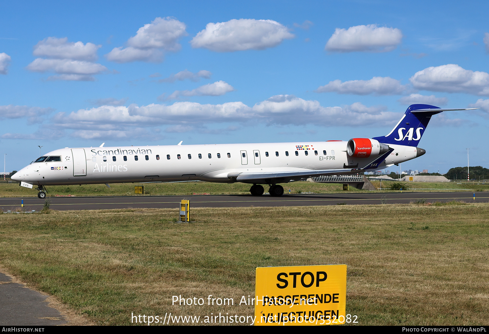 Aircraft Photo of EI-FPR | Bombardier CRJ-900LR (CL-600-2D24) | Scandinavian Airlines - SAS | AirHistory.net #532082