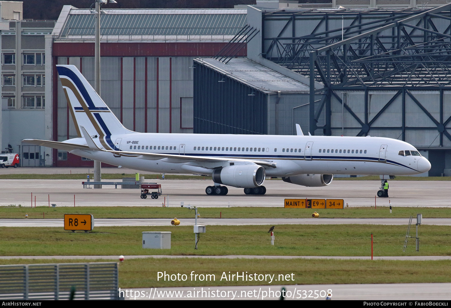 Aircraft Photo of VP-BBE | Boeing 757-23N | AirHistory.net #532508