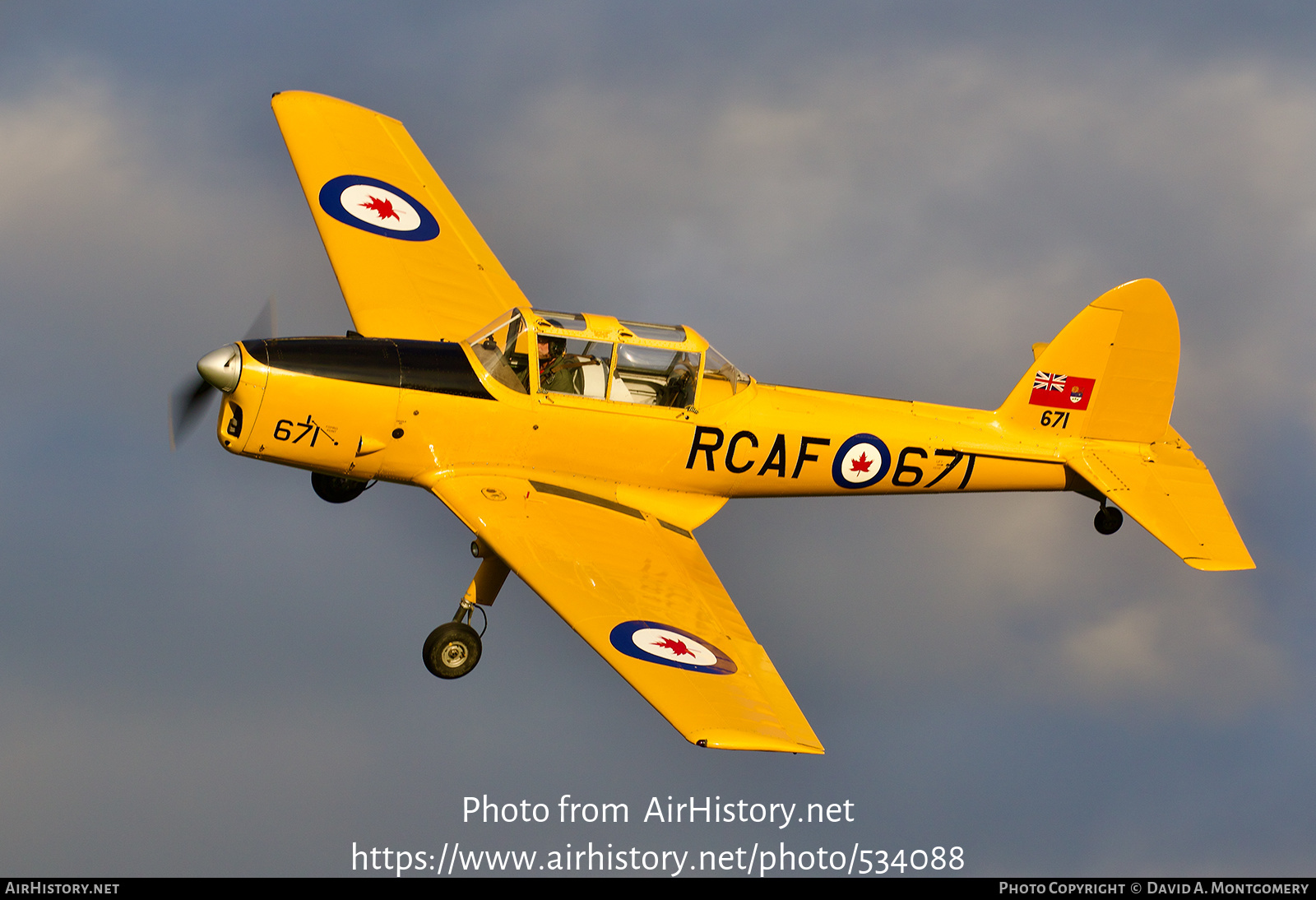 Aircraft Photo of G-BNZC | De Havilland DHC-1 Chipmunk Mk22 | Canada - Air Force | AirHistory.net #534088