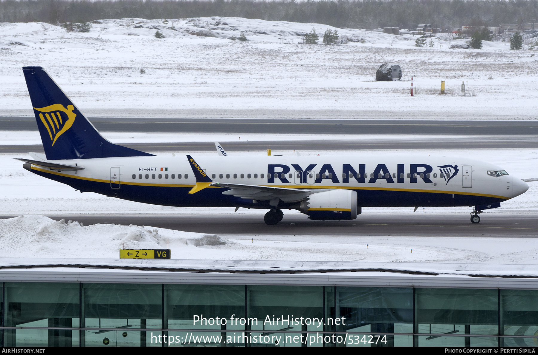 Aircraft Photo of EI-HET | Boeing 737-8200 Max 200 | Ryanair | AirHistory.net #534274