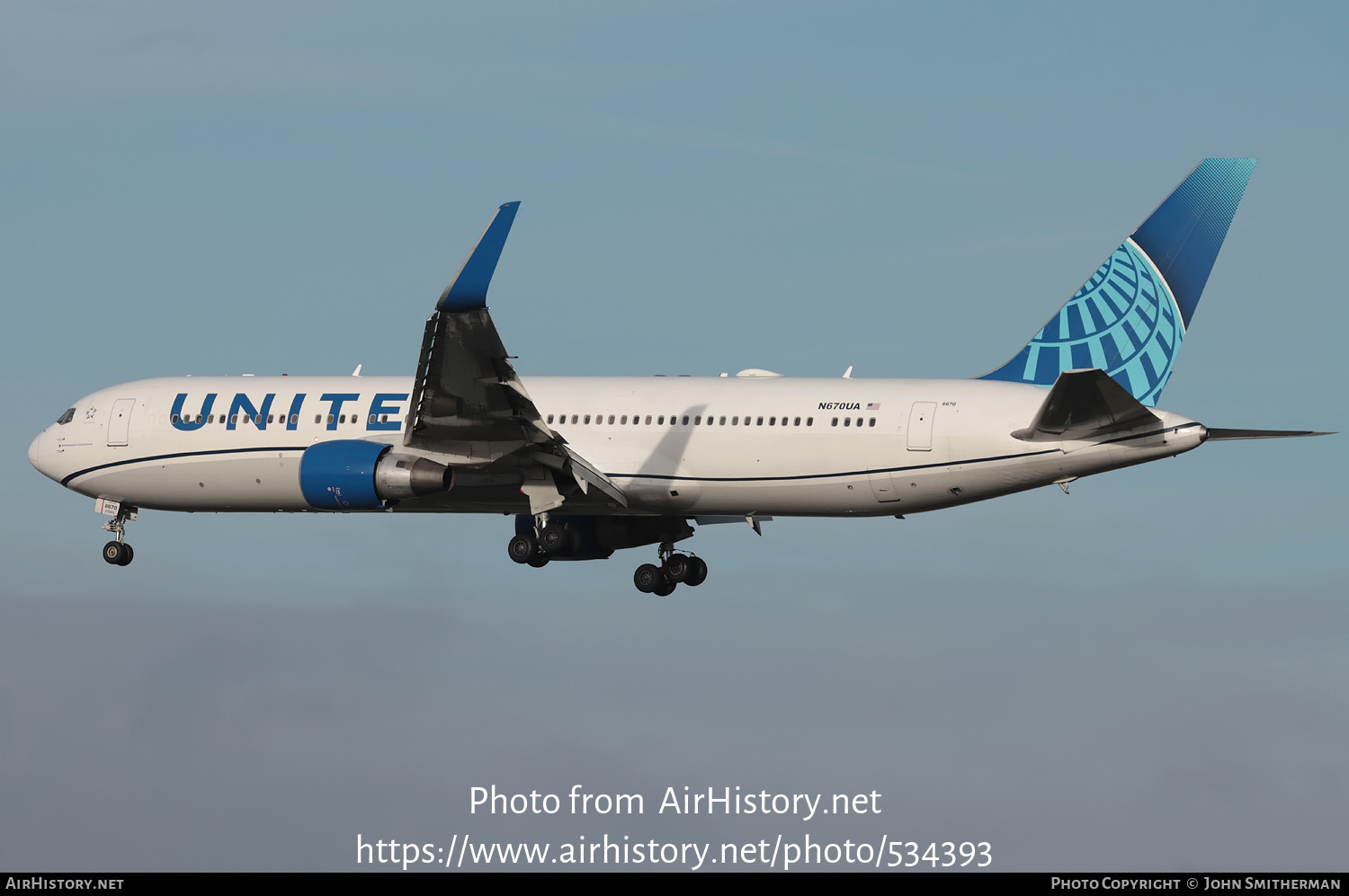 Aircraft Photo of N670UA | Boeing 767-322/ER | United Airlines | AirHistory.net #534393