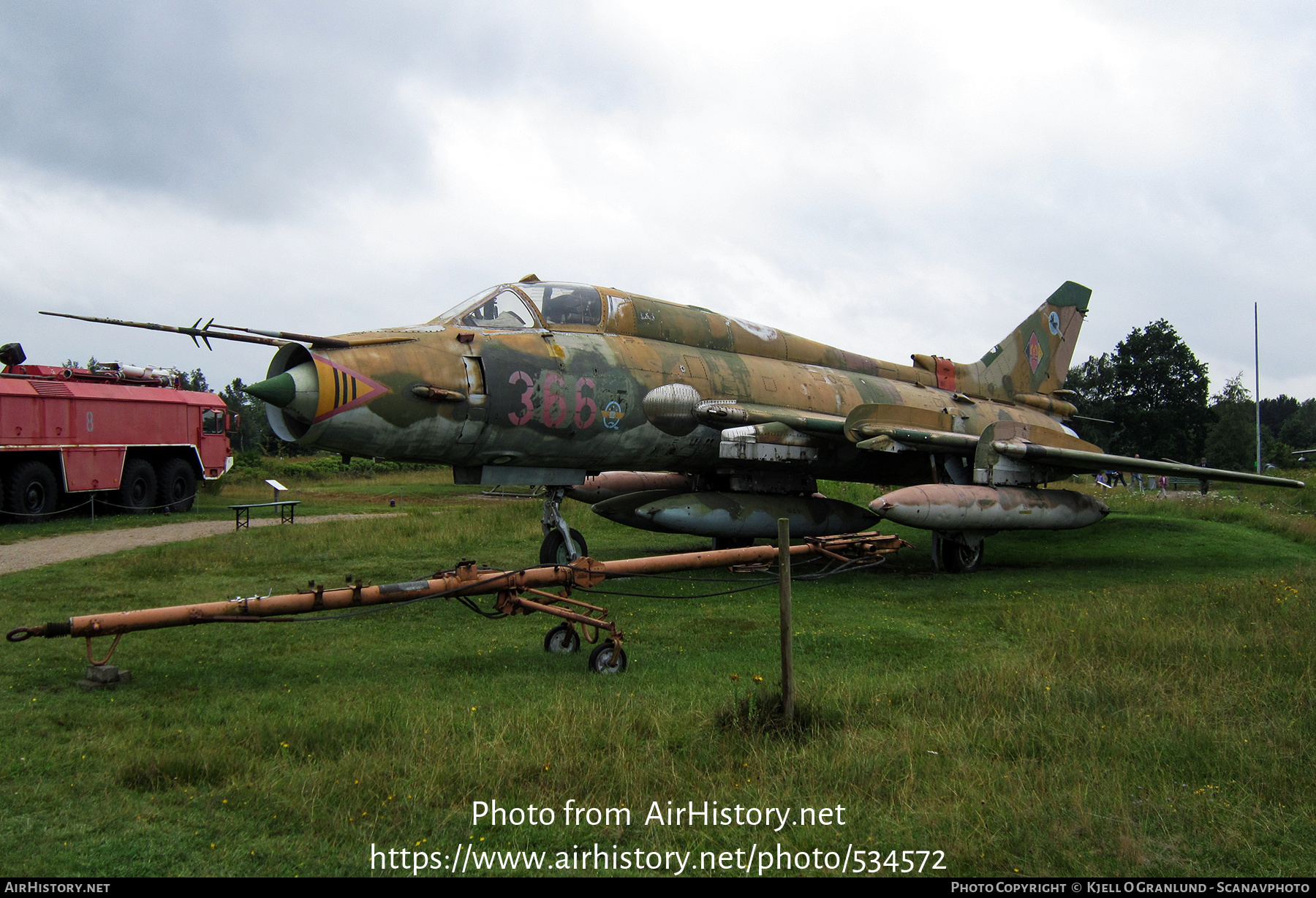 Aircraft Photo of 366 | Sukhoi Su-22M4 | East Germany - Air Force | AirHistory.net #534572