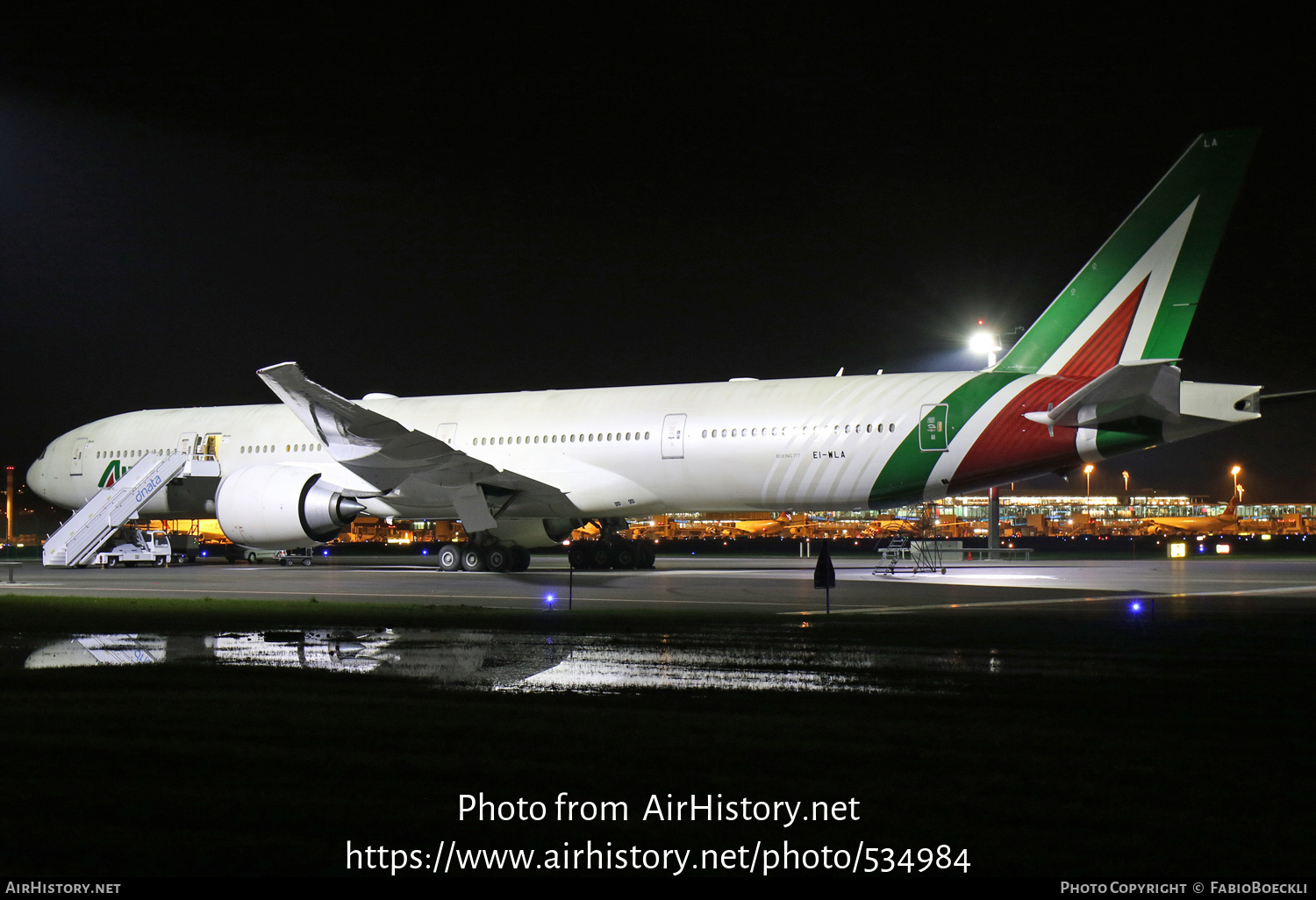 Aircraft Photo of EI-WLA | Boeing 777-3Q8/ER | Alitalia | AirHistory.net #534984