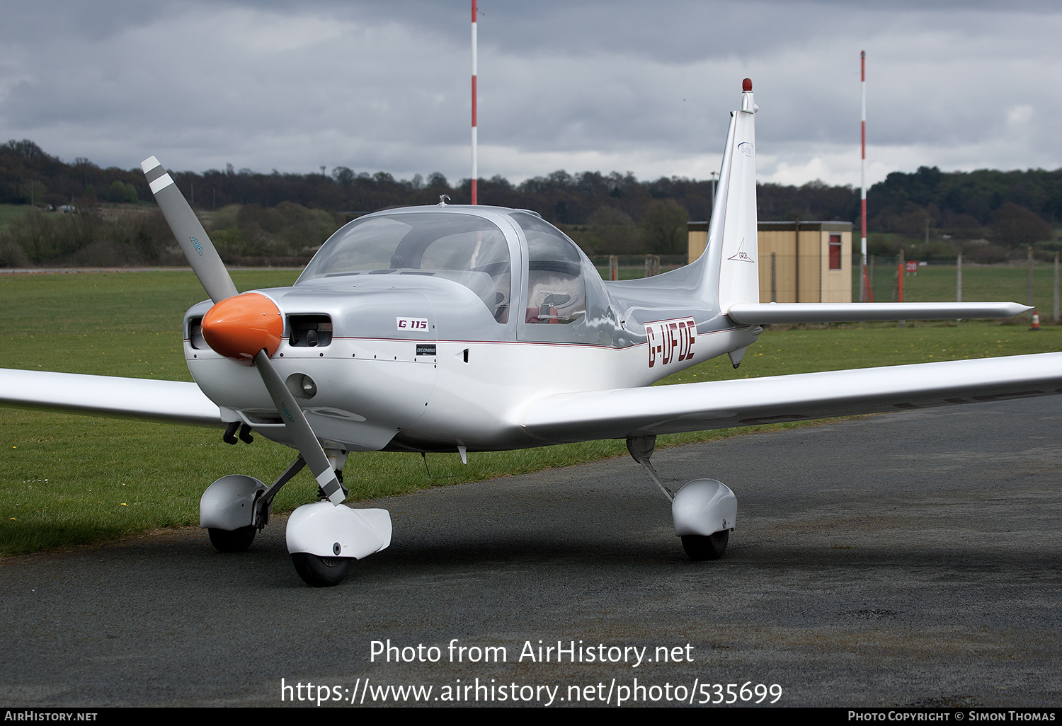 Aircraft Photo of G-UFOE | Grob G-115 | AirHistory.net #535699