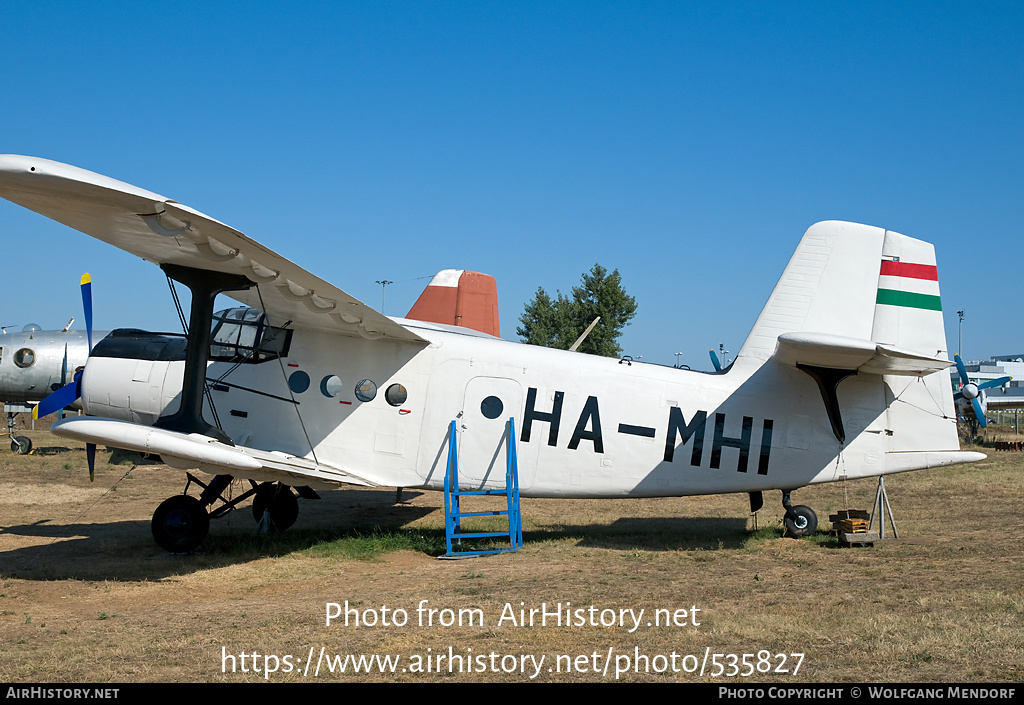 Aircraft Photo of HA-MHI | Antonov An-2M | AirHistory.net #535827