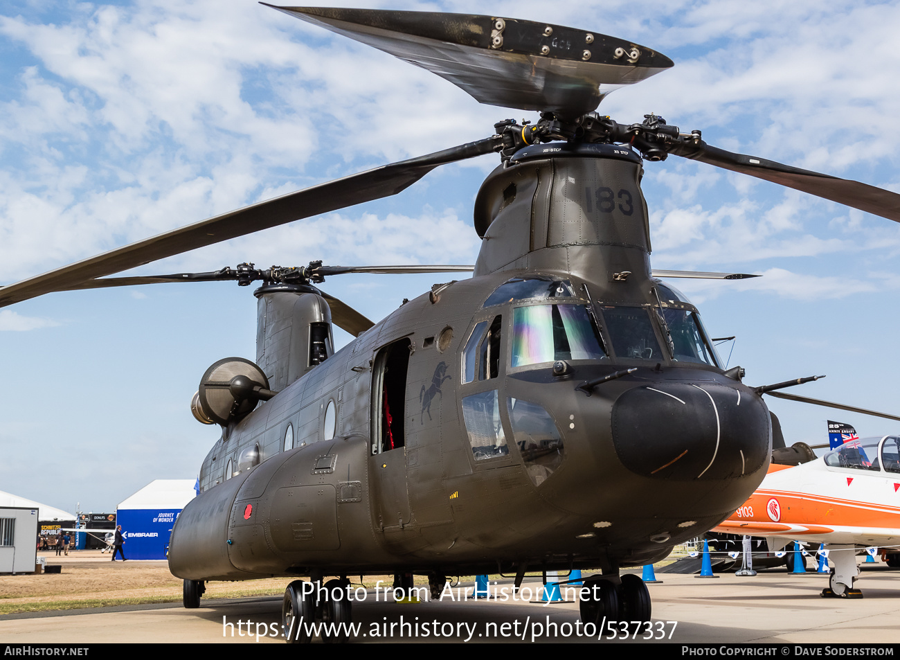 Aircraft Photo of 88183 | Boeing CH-47D Chinook (414) | Singapore - Air Force | AirHistory.net #537337