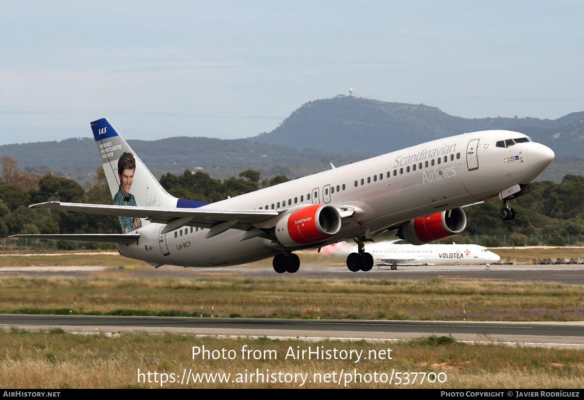 Aircraft Photo of LN-RCY | Boeing 737-883 | Scandinavian Airlines - SAS | AirHistory.net #537700