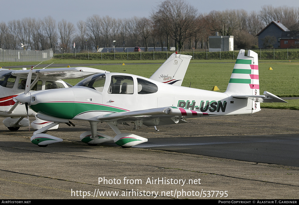 Aircraft Photo of PH-USN | Van's RV-10 | AirHistory.net #537795