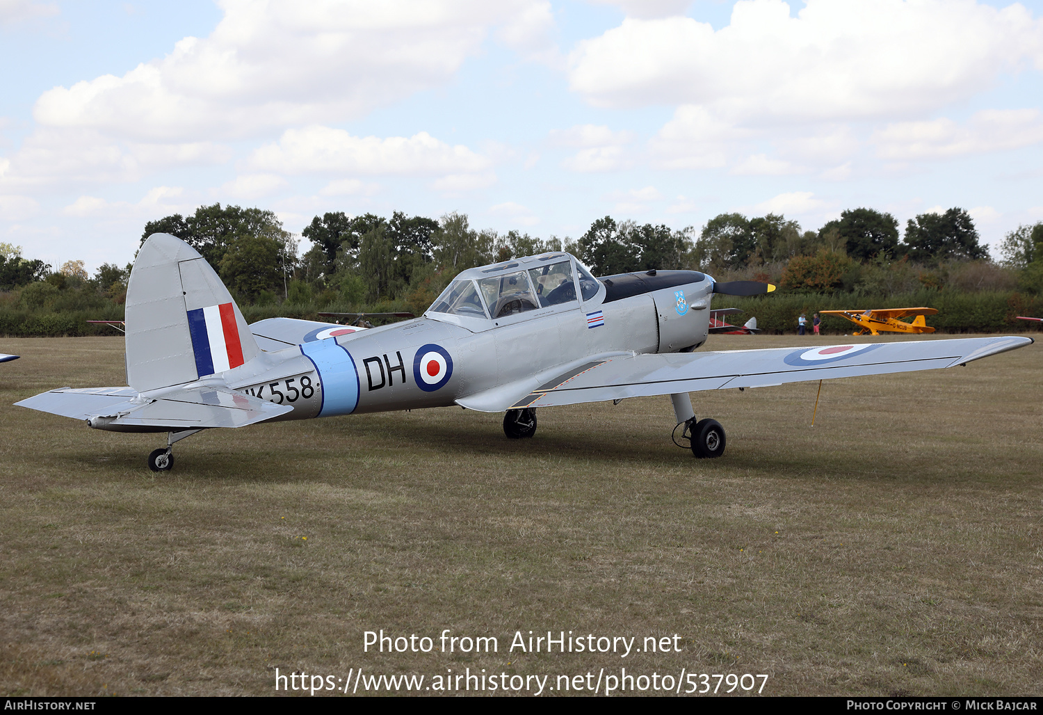 Aircraft Photo of G-ARMG / WK558 | De Havilland Canada DHC-1 Chipmunk Mk22 | UK - Air Force | AirHistory.net #537907