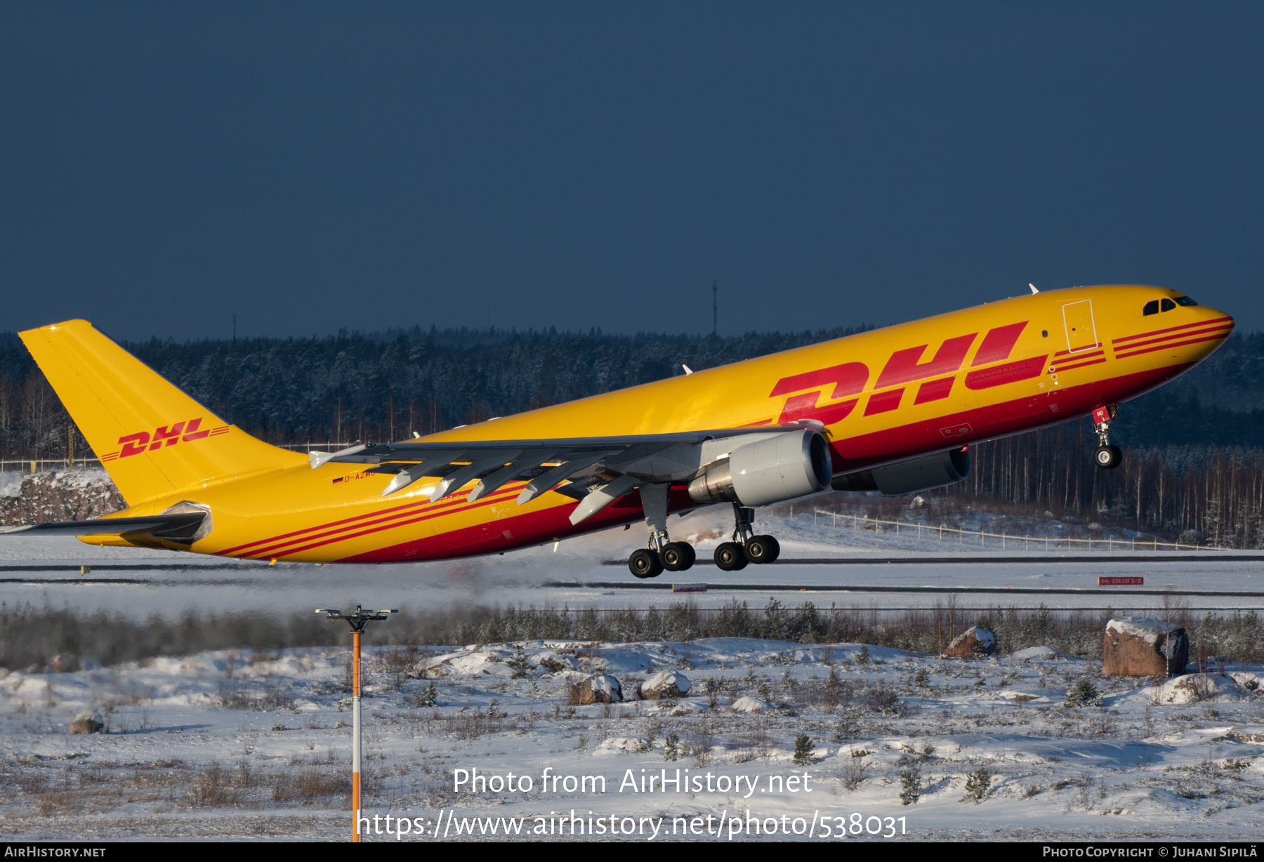 Aircraft Photo of D-AZMO | Airbus A300F4-622R | DHL International | AirHistory.net #538031