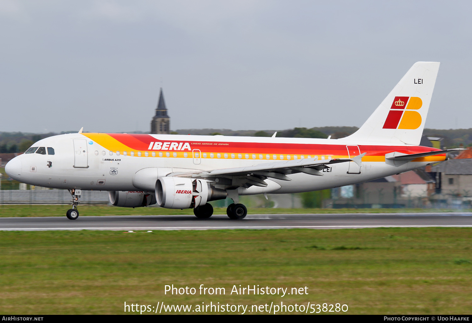 Aircraft Photo of EC-LEI | Airbus A319-111 | Iberia | AirHistory.net #538280