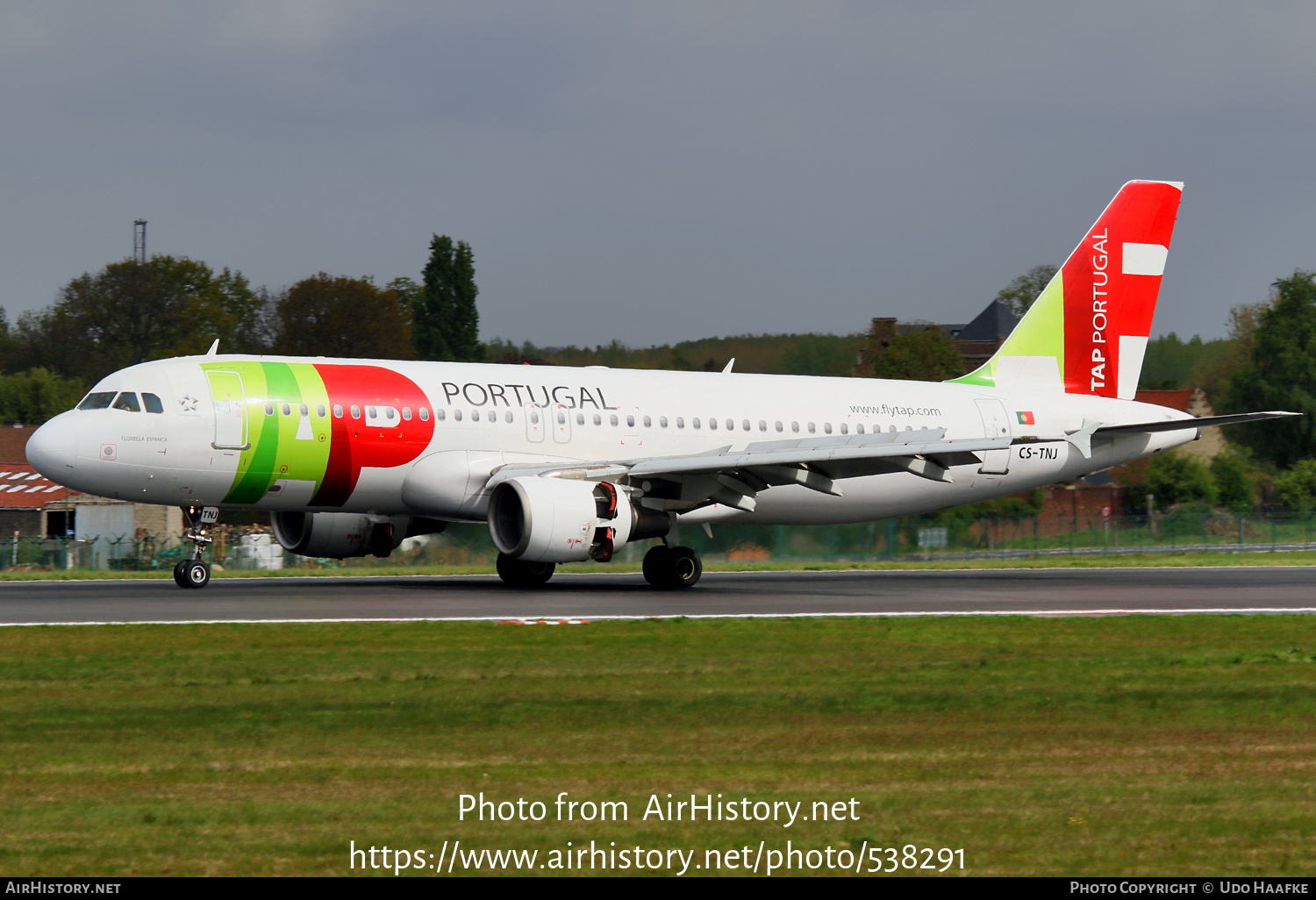 Aircraft Photo of CS-TNJ | Airbus A320-214 | TAP Portugal | AirHistory.net #538291