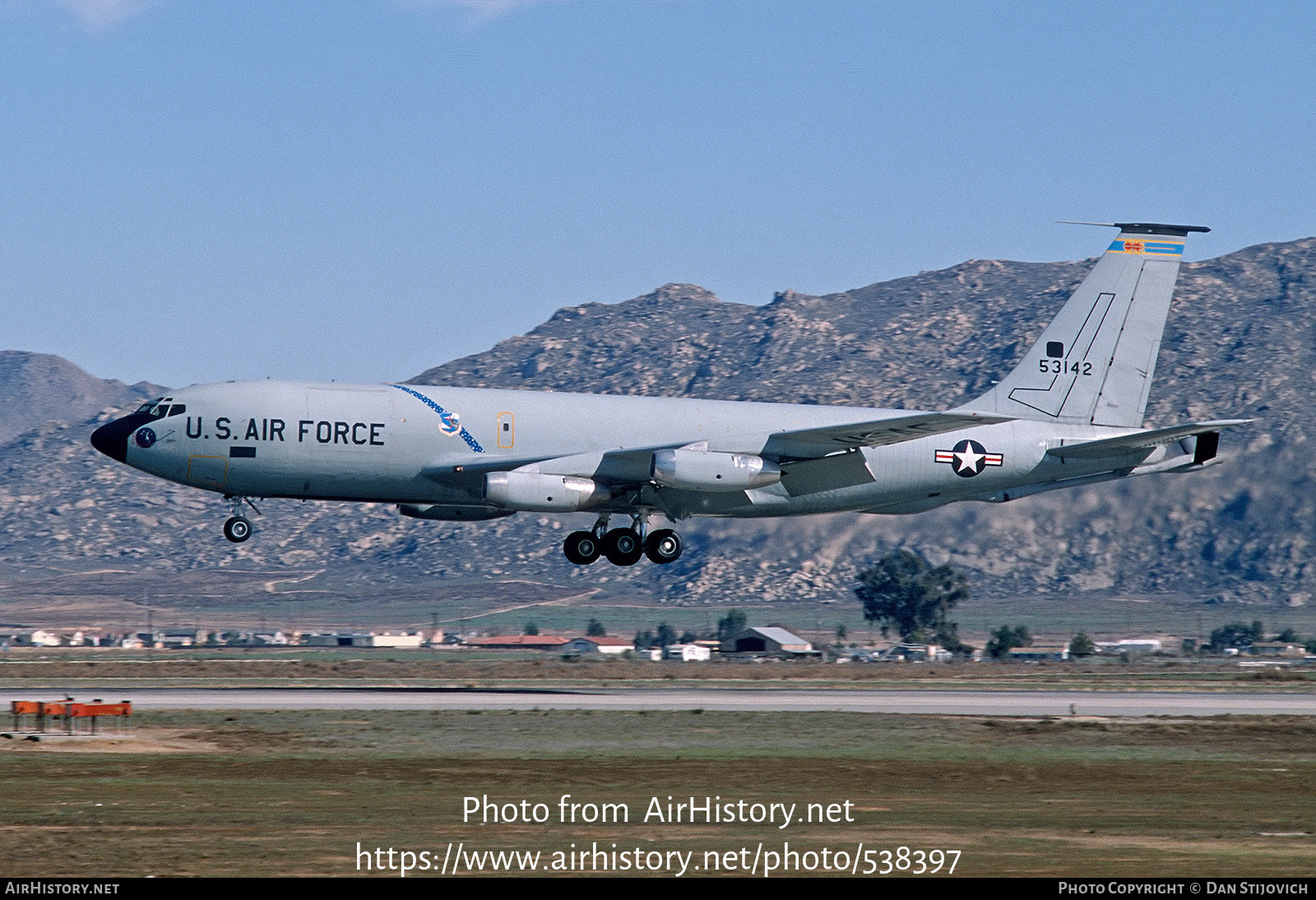 Aircraft Photo of 55-3142 / 53142 | Boeing KC-135A Stratotanker | USA - Air Force | AirHistory.net #538397