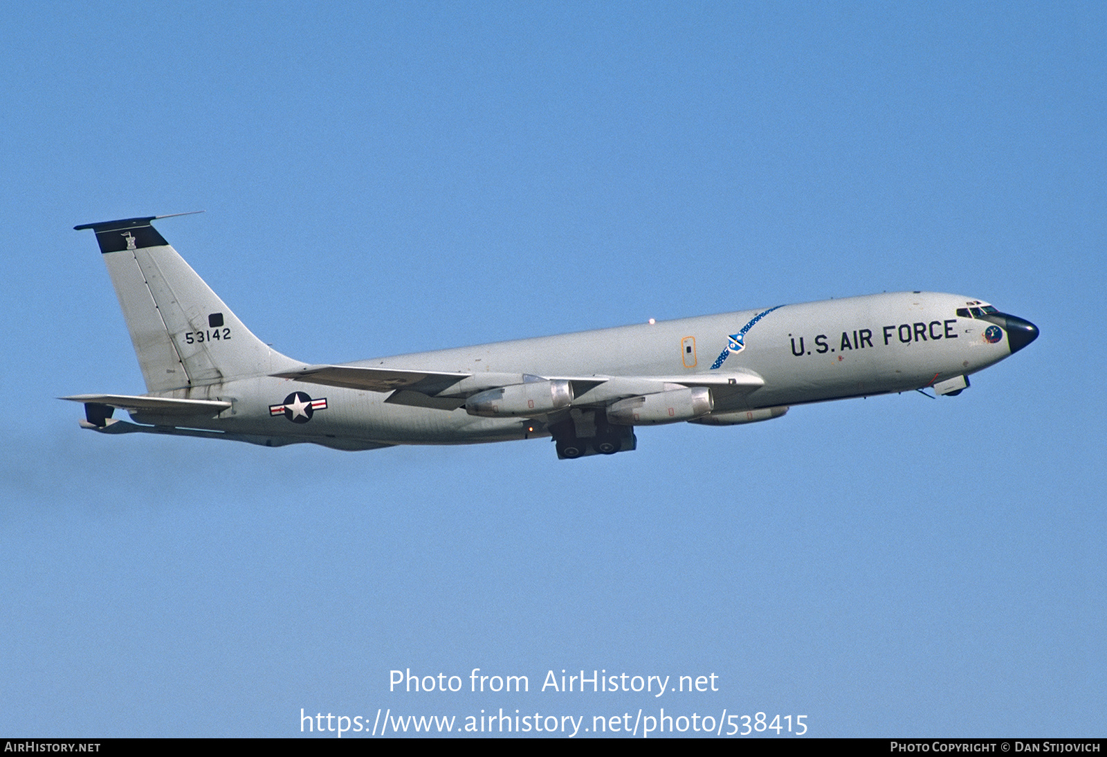 Aircraft Photo of 55-3142 / 53142 | Boeing KC-135A Stratotanker | USA - Air Force | AirHistory.net #538415