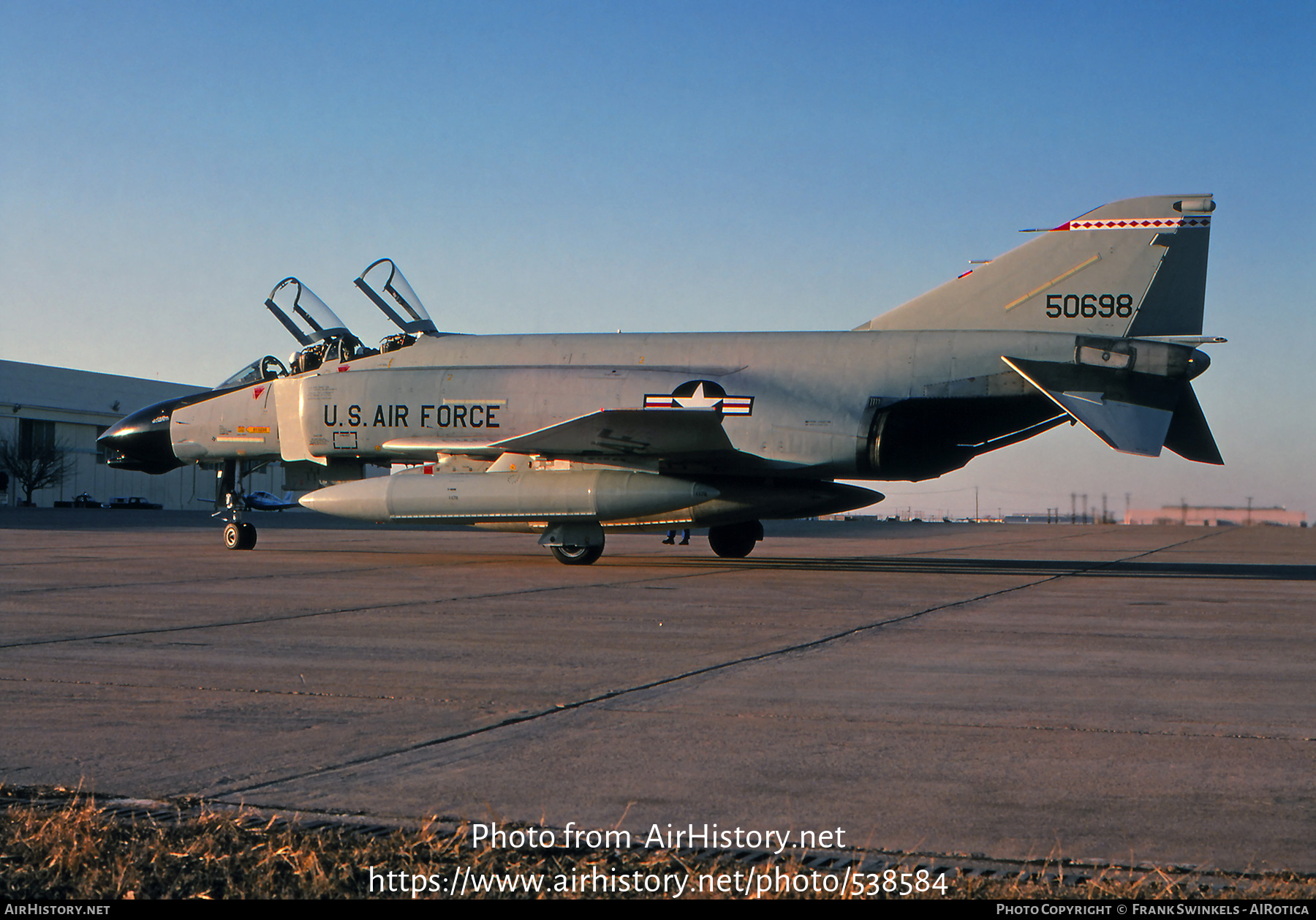 Aircraft Photo of 65-0698 / 50698 | McDonnell Douglas F-4D Phantom II | USA - Air Force | AirHistory.net #538584