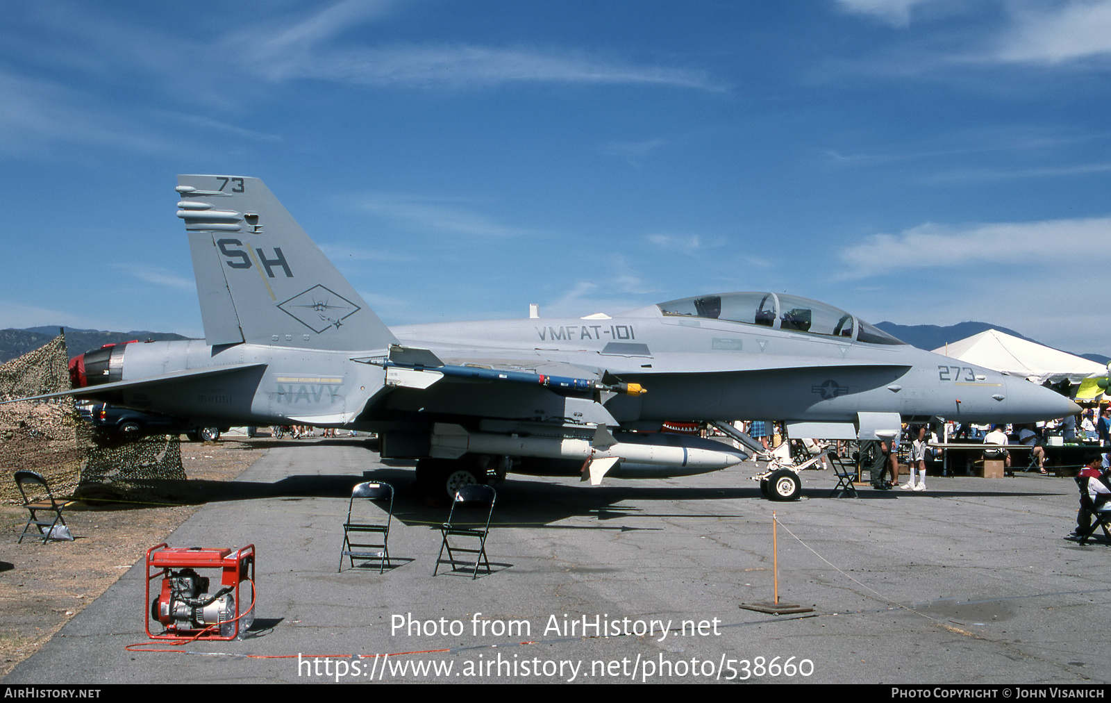 Aircraft Photo of 164051 | McDonnell Douglas F/A-18D Hornet | USA - Marines | AirHistory.net #538660