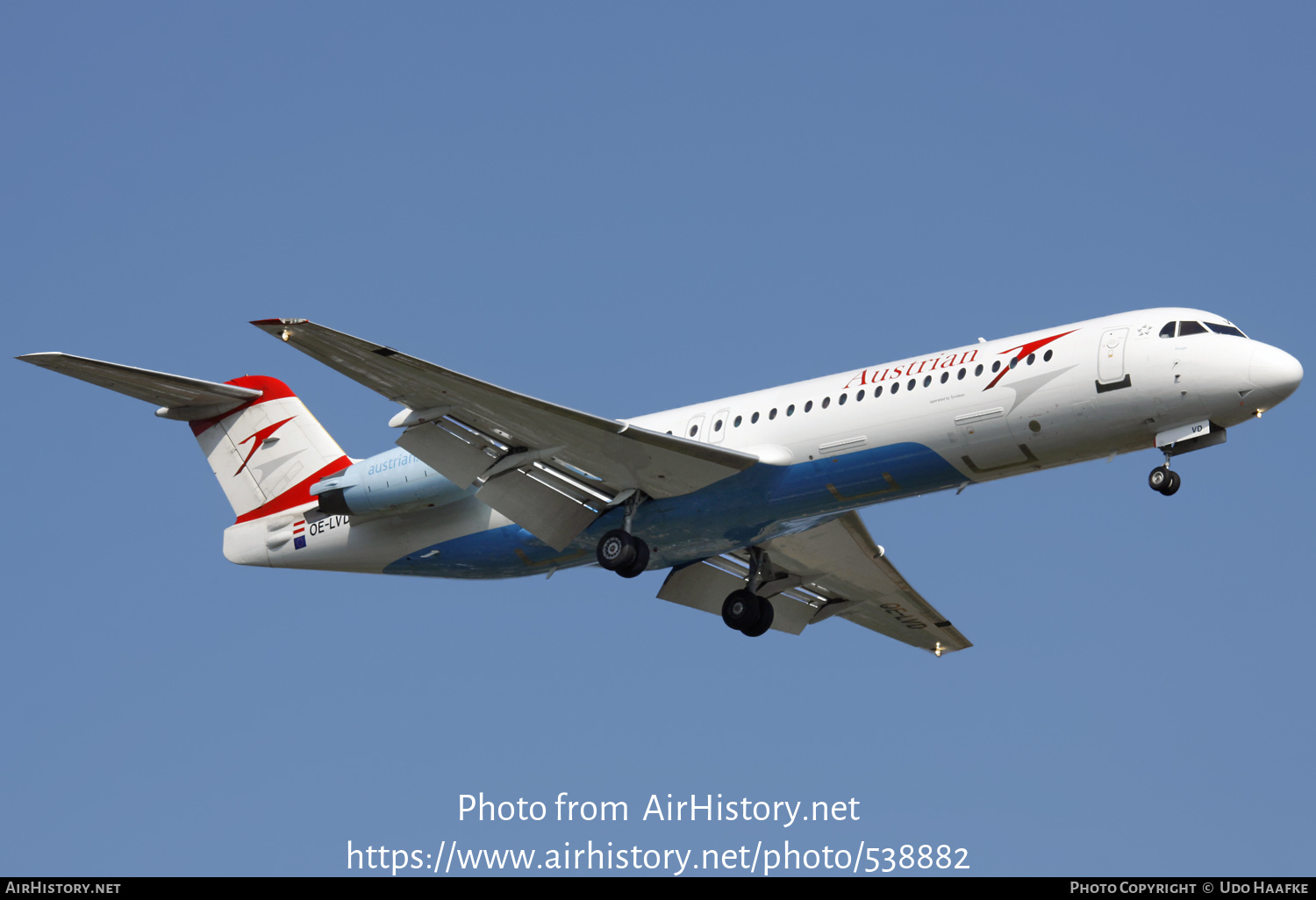 Aircraft Photo of OE-LVD | Fokker 100 (F28-0100) | Austrian Arrows | AirHistory.net #538882