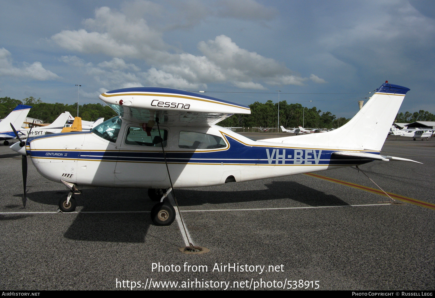 Aircraft Photo of VH-BEV | Cessna 210L Centurion | AirHistory.net #538915