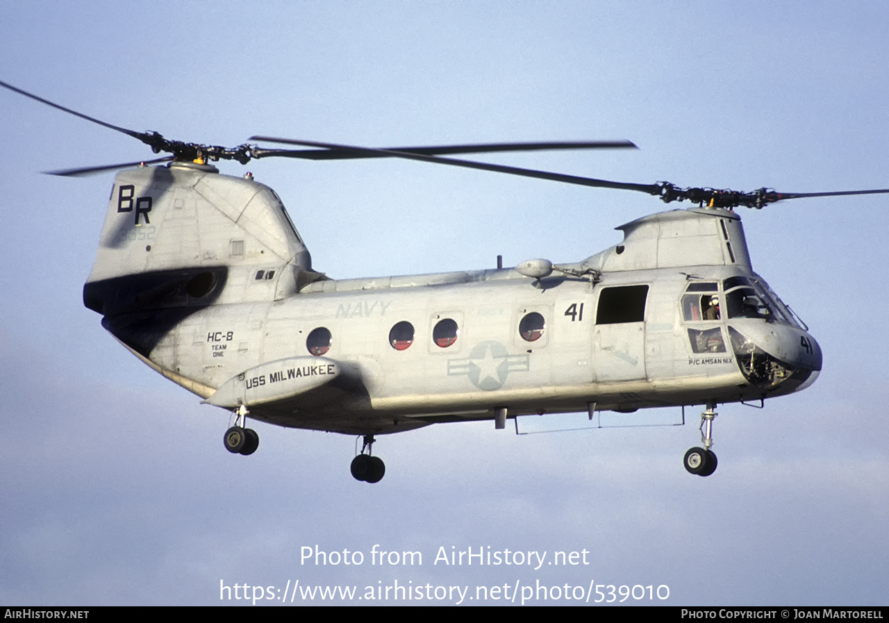 156454, Boeing Vertol CH-46E Sea Knight, United States - US Marine Corps  (USMC), Joan Martorell