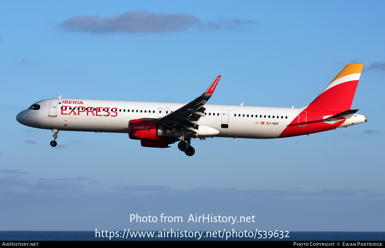 Aircraft Photo of EC-NGP | Airbus A321-251NX | Iberia Express | AirHistory.net #539632