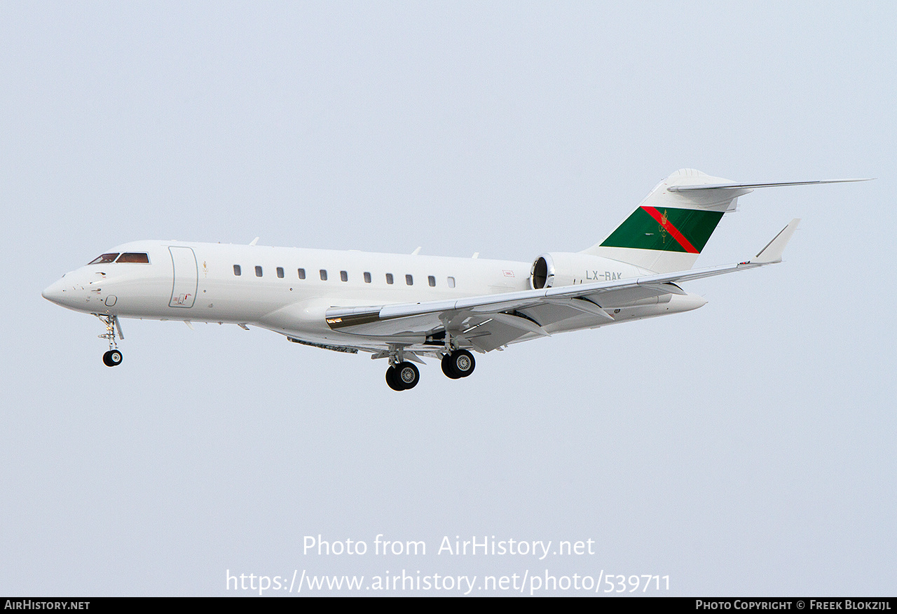 Aircraft Photo of LX-RAK | Bombardier Global 5500 (BD-700-1A11) | AirHistory.net #539711