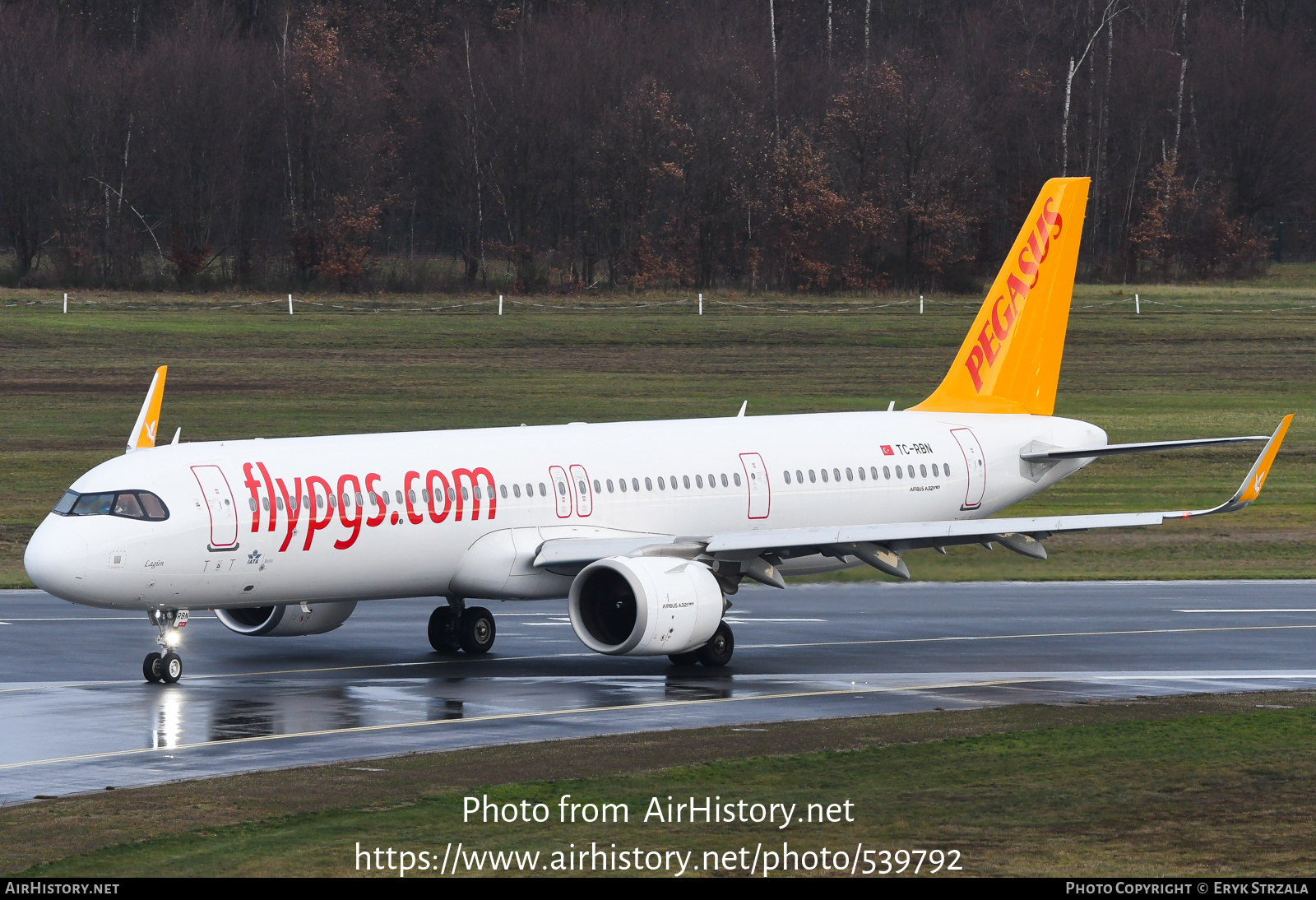 Aircraft Photo of TC-RBN | Airbus A321-251NX | Pegasus Airlines | AirHistory.net #539792