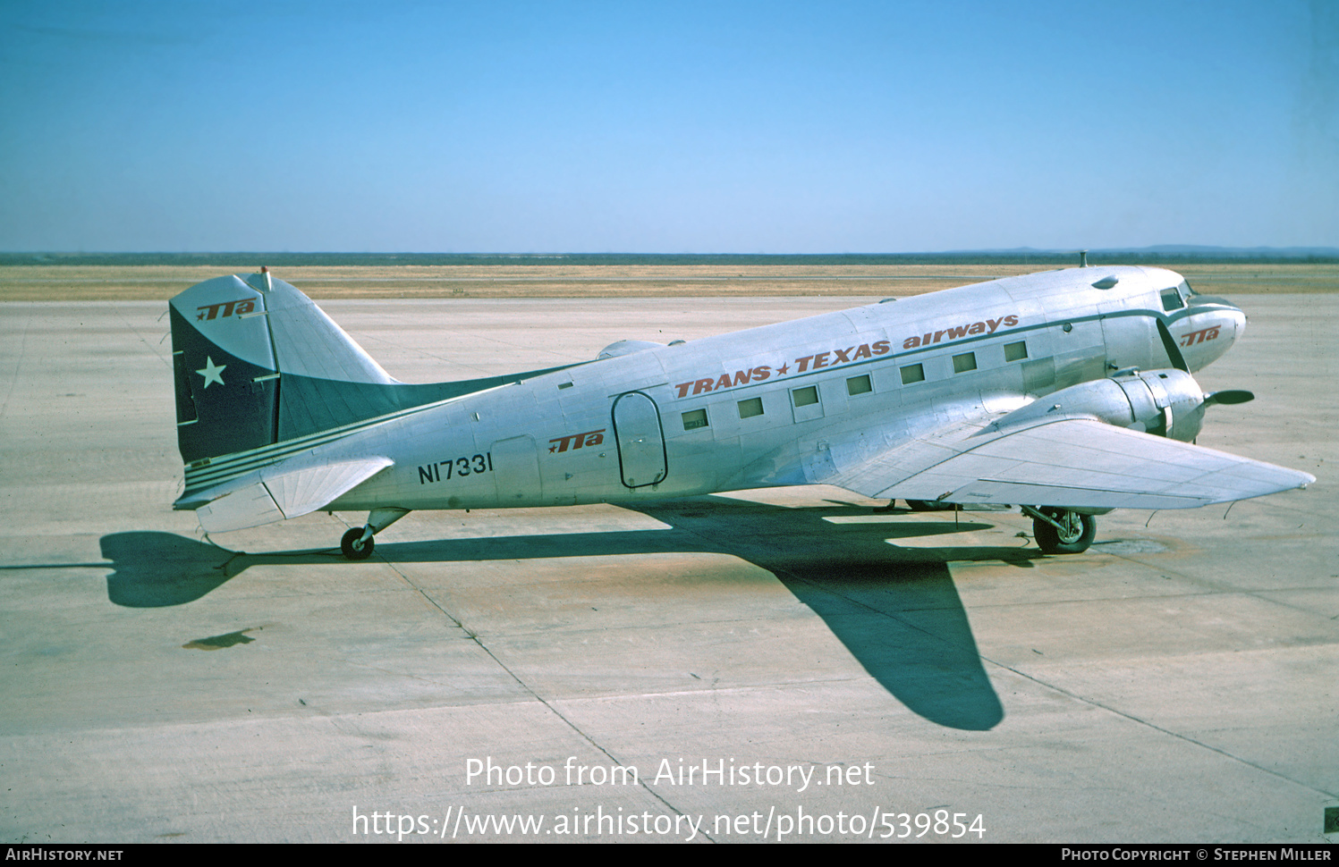 Aircraft Photo of N17331 | Douglas DC-3-178 | TTA - Trans-Texas Airways | AirHistory.net #539854