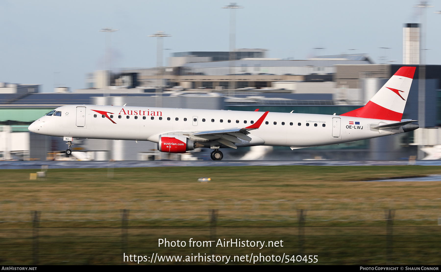 Aircraft Photo of OE-LWJ | Embraer 195LR (ERJ-190-200LR) | Austrian Airlines | AirHistory.net #540455