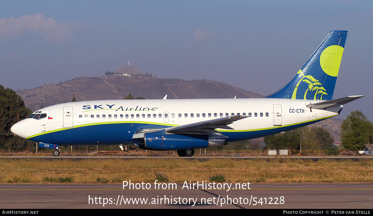 Aircraft Photo of CC-CTH | Boeing 737-230/Adv | Sky Airline ...