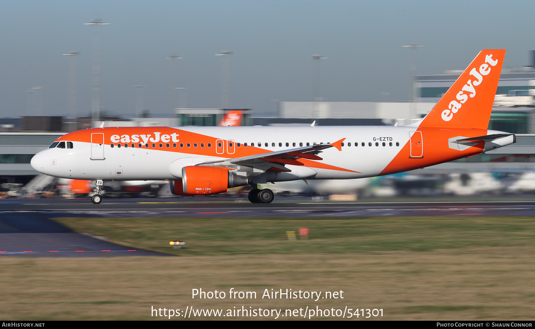 Aircraft Photo of G-EZTD | Airbus A320-214 | EasyJet | AirHistory.net #541301