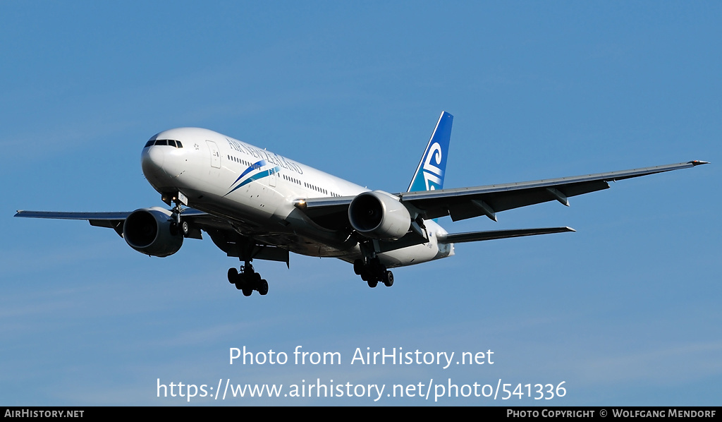 Aircraft Photo Of ZK-OKD | Boeing 777-219/ER | Air New Zealand ...