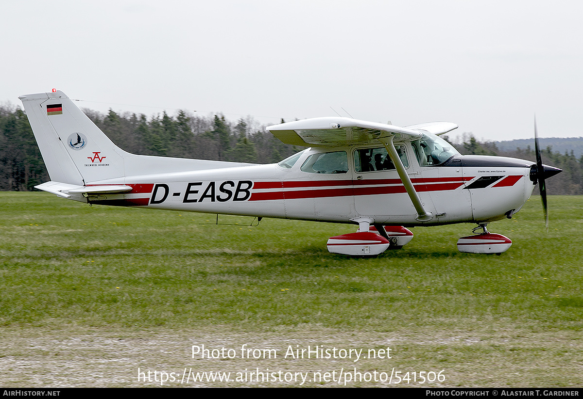 Aircraft Photo of D-EASB | Cessna 172N Skyhawk | Champs Tailwheel Academy | AirHistory.net #541506