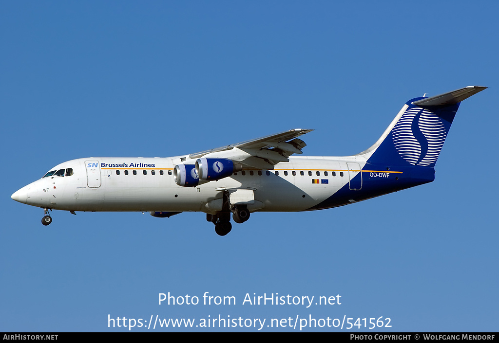 Aircraft Photo of OO-DWF | British Aerospace Avro 146-RJ100 | SN Brussels Airlines | AirHistory.net #541562